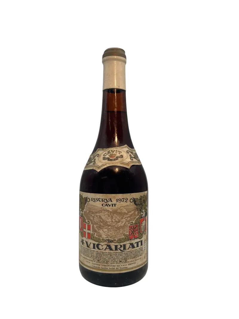 4 Vicariati Cavit 1972 rött vin