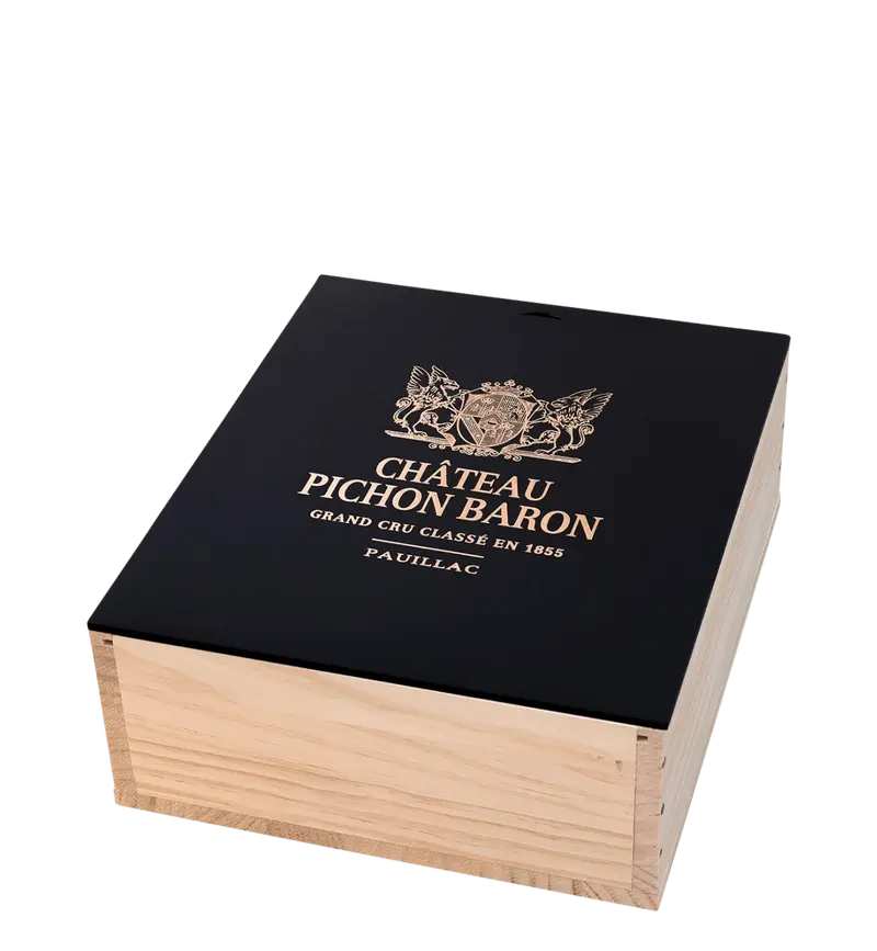 Château Pichon-Longueville au Baron de Pichon-Longueville Black Gift Box 2016 (3 flasker)