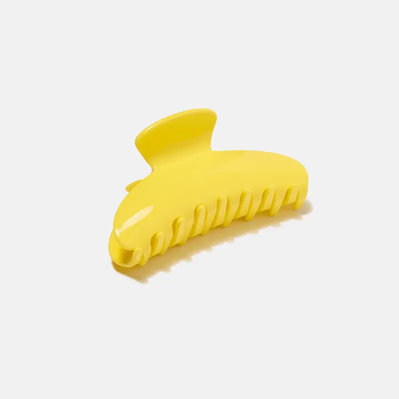 CHUNKS | Baby Dolly Claw in Yellow