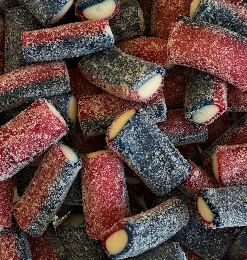 DYNAMITE SOUR STRAWBERRY/BLUEBERRY