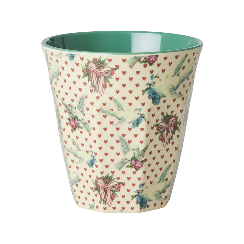 Mugg mellan Dove