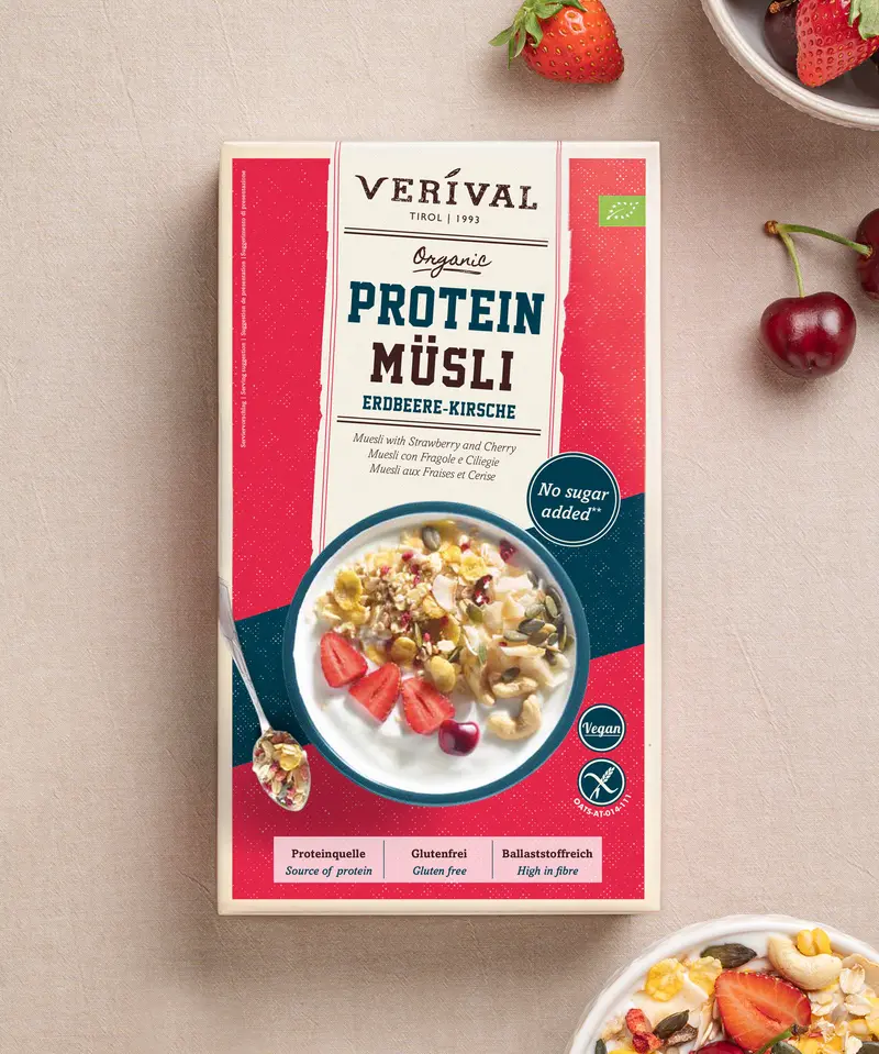 Organic Strawberry-Cherry Protein Muesli
