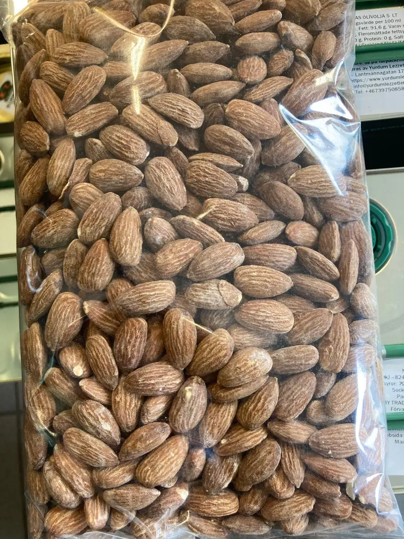 Saltade Rostade Mandlar (800 g)